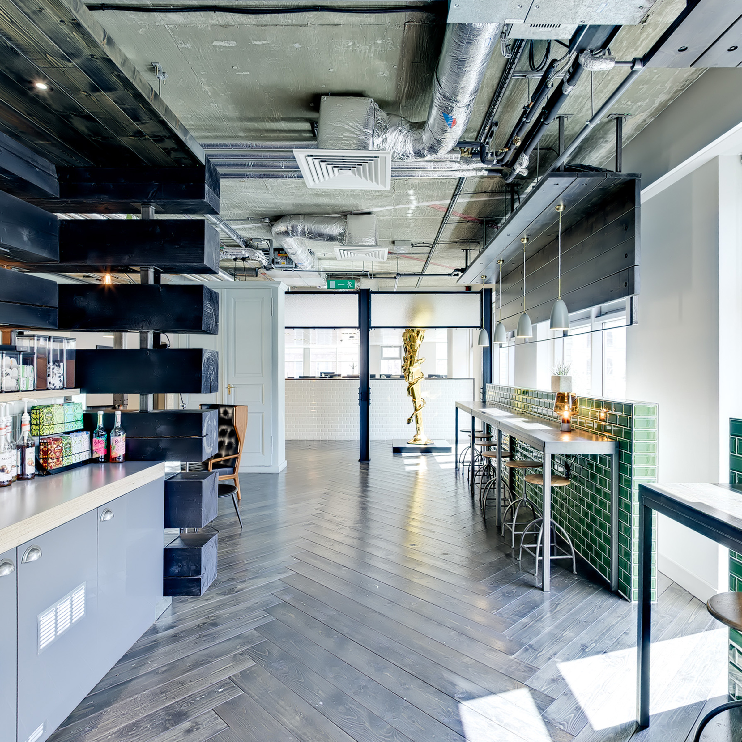 See more CGIs of 1 St John's Lane...