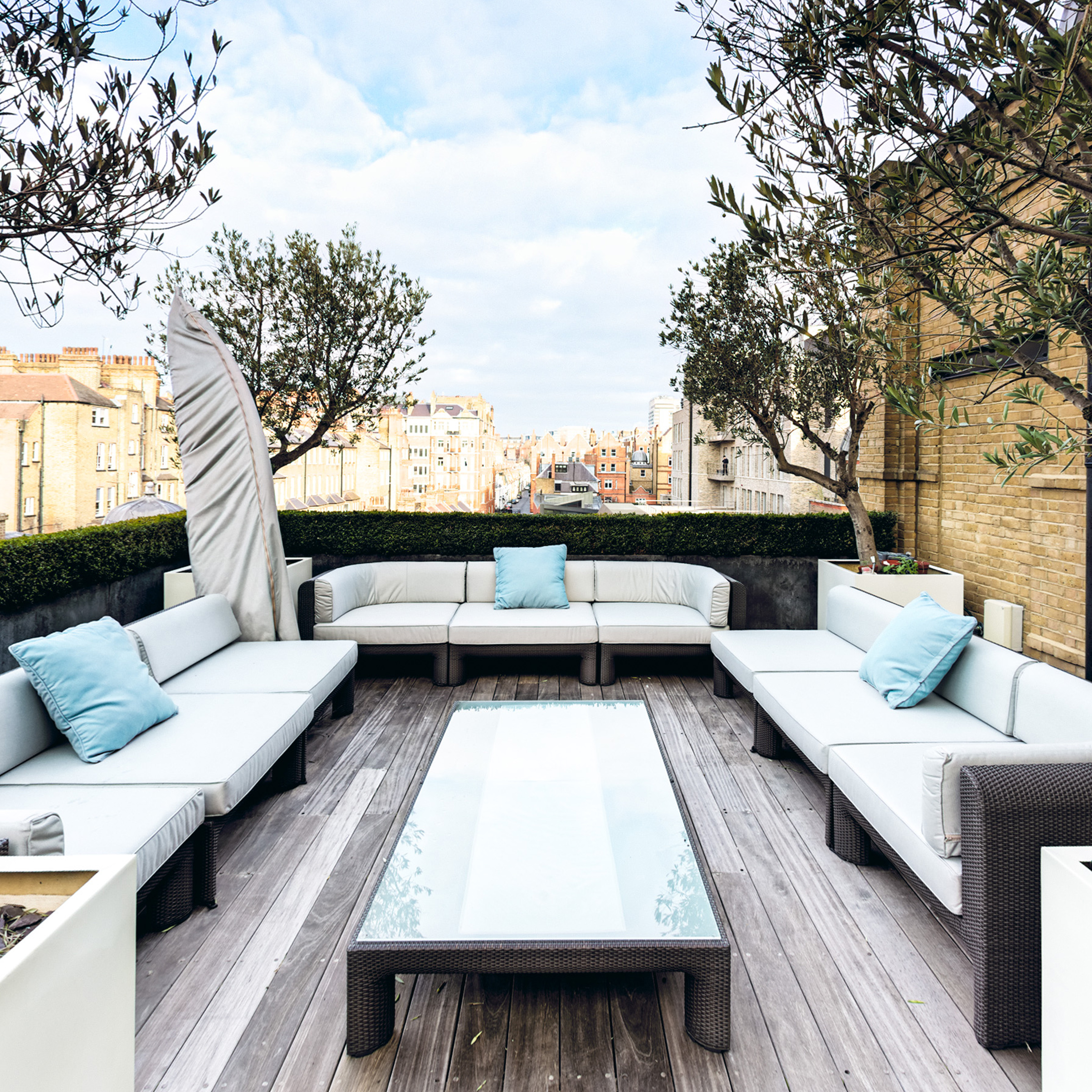 See more CGIs of 15 Sloane Square...